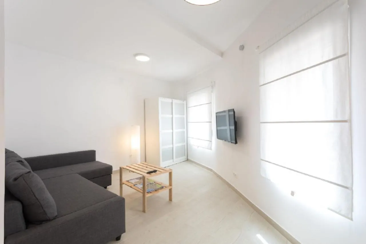 Flat Near The Beach And Center Of Tossa De Mar 