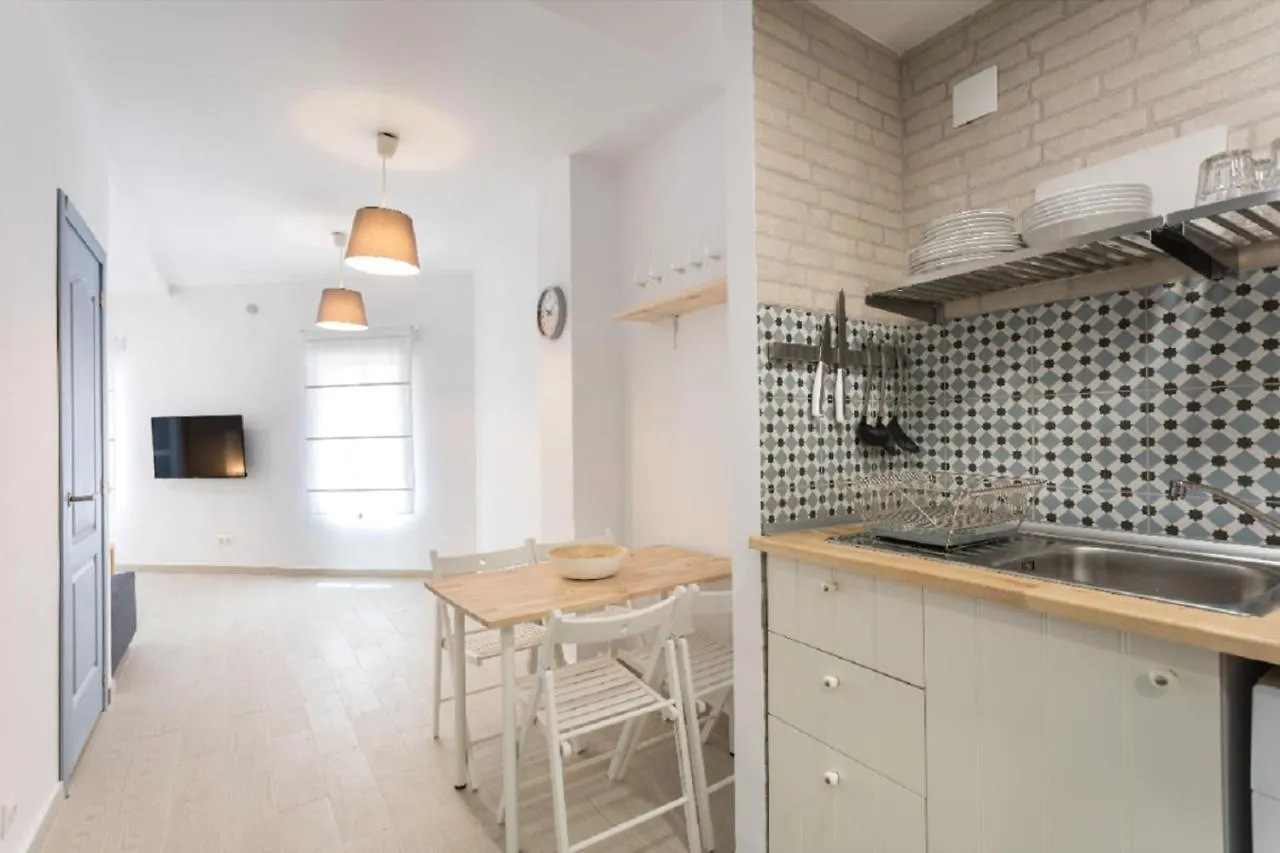 Apartment Flat Near The Beach And Center Of Tossa De Mar 